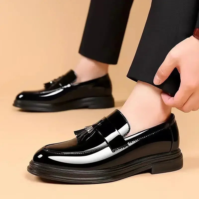 Men’s Loafers – Polished Leather – Tassel Detail – Slip-On Dress Shoes